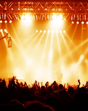 Mumford and Sons & Marcus King Band